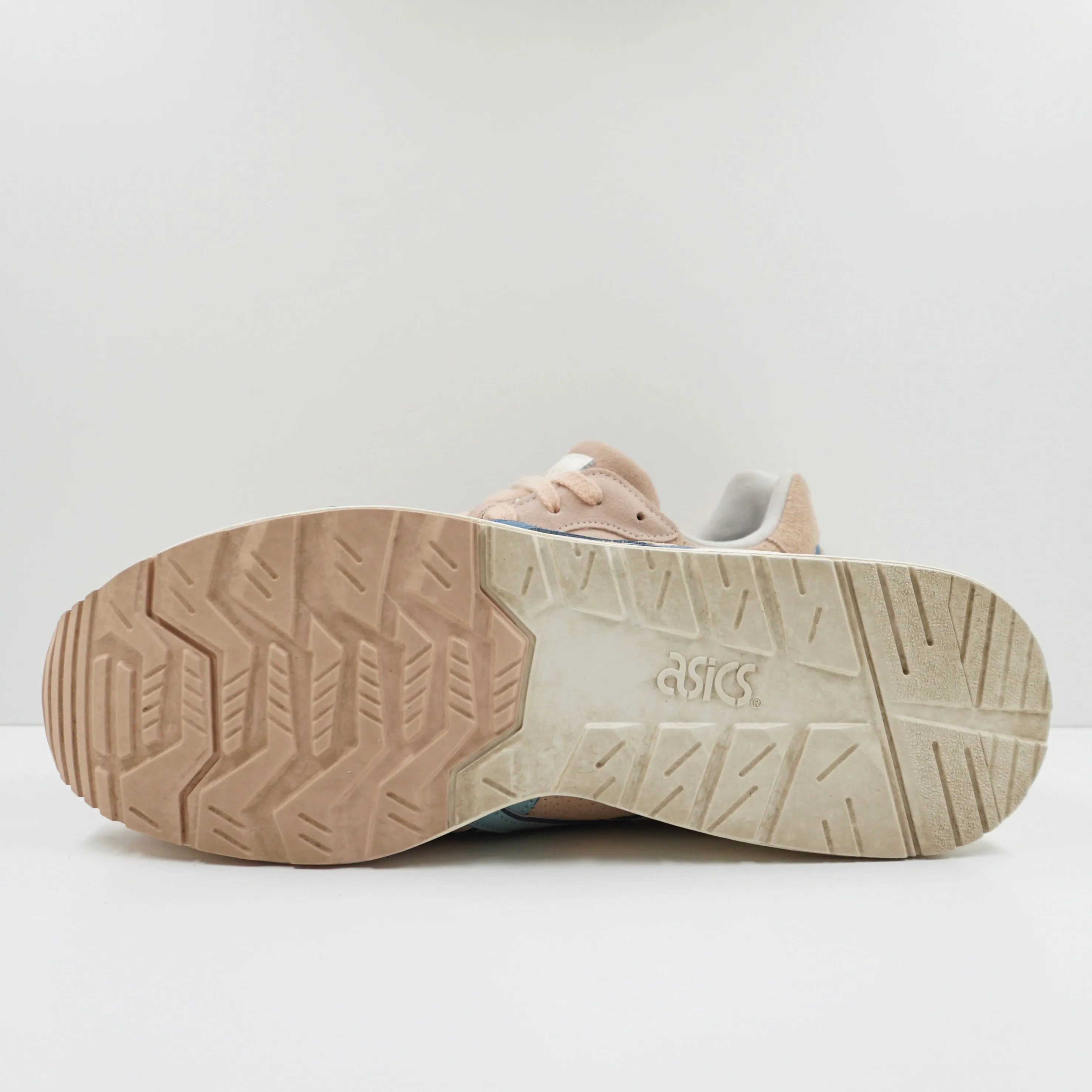 Asics GT-II Pale Apricot Goreiko