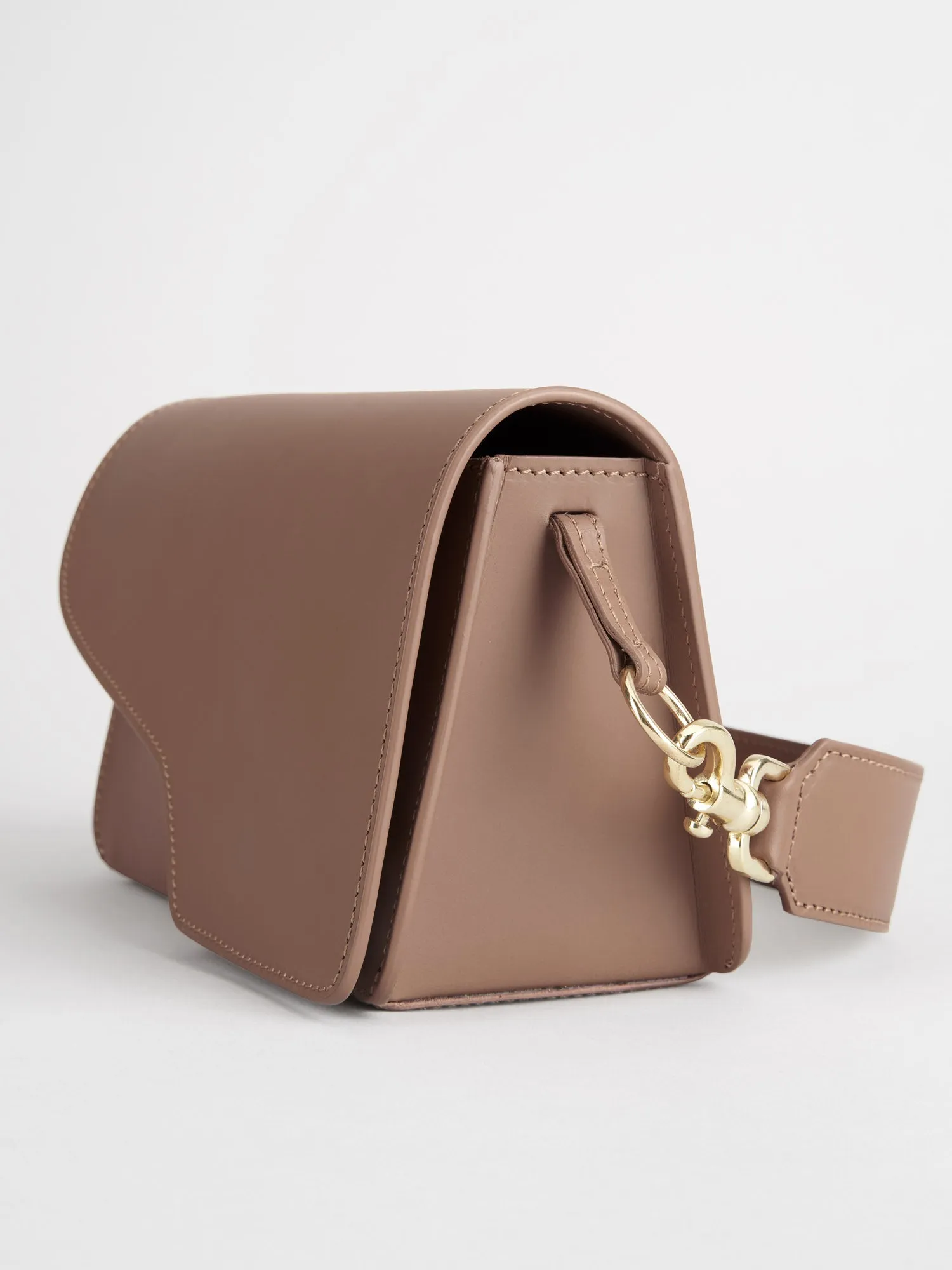 Assisi Hazelnut Leather Shoulder Bag