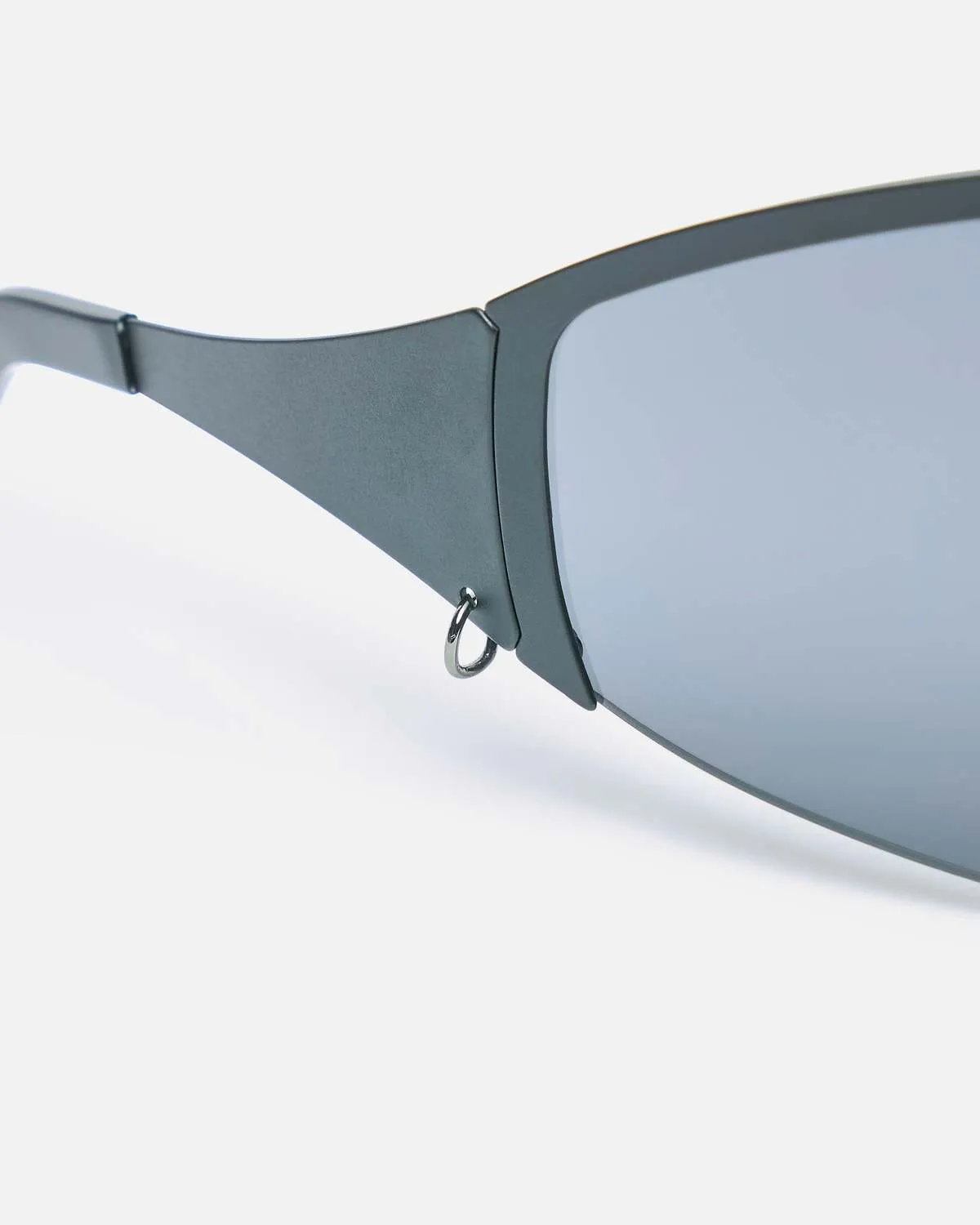 Auggi Shield Sunglasses - Black