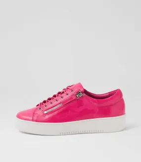 DJANGO & JULIETTE Laila Bright Pink Print Leather Sneakers