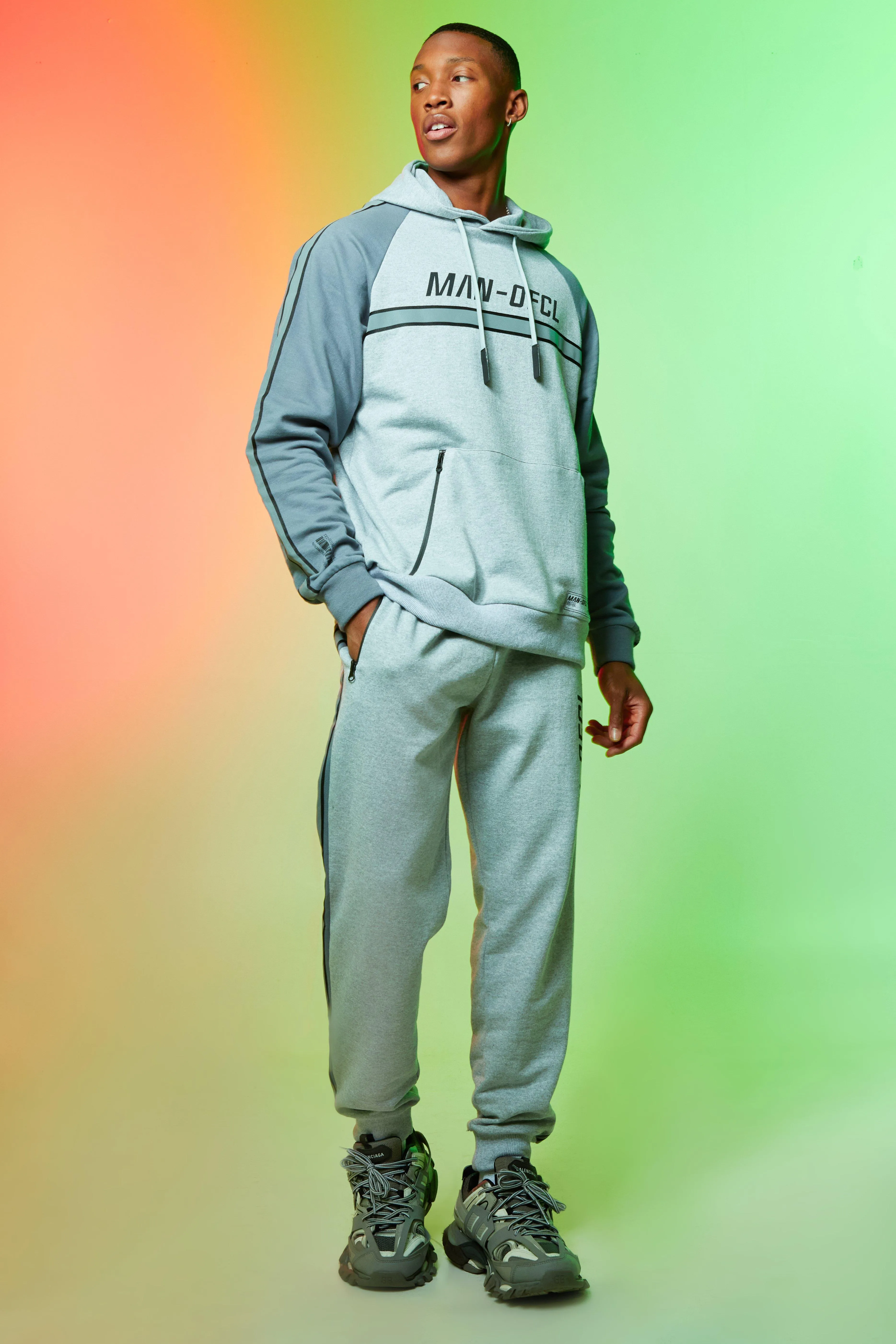 Man Ofcl Reflective Raglan Hooded Tracksuit | boohooMAN UK