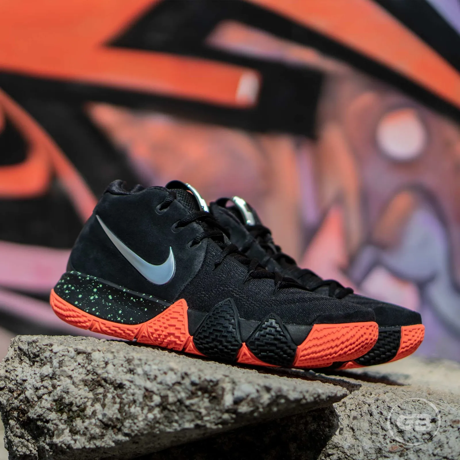 Nike Kyrie 4 ''Black Orange''