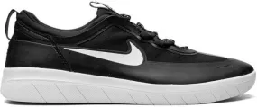 Nike Nyjah Free 2 SB Black Black Black White sneakers