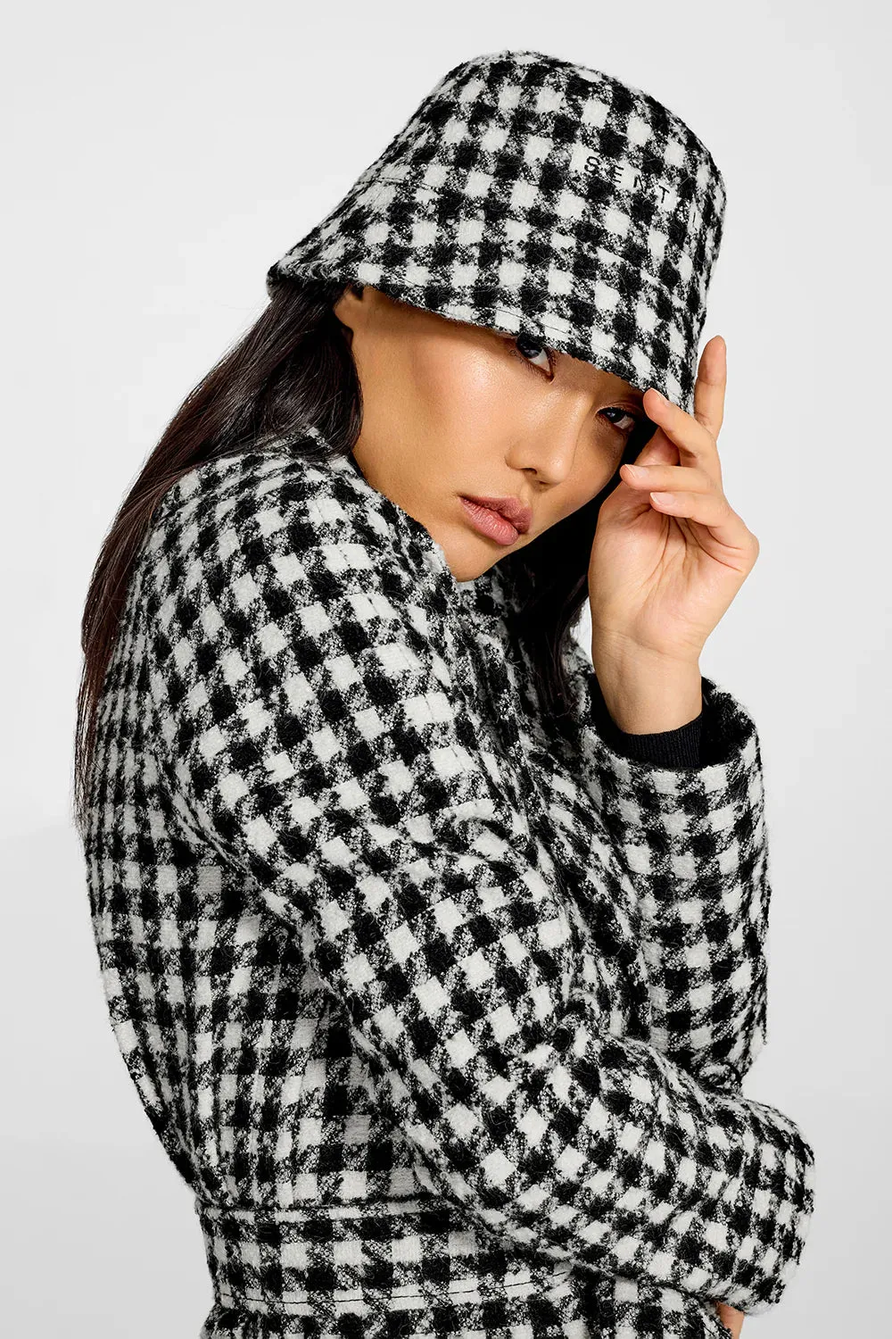 SENTALER HOUNDSTOOTH BUCKET HAT- Pre Order